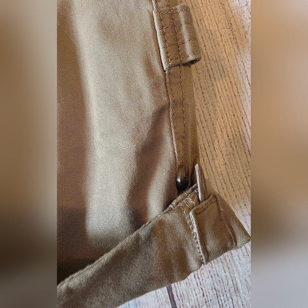 Boston Traders Women's Size 10 Tan Casual Shorts Roll Tab New w/ Tags - Picture 7 of 12